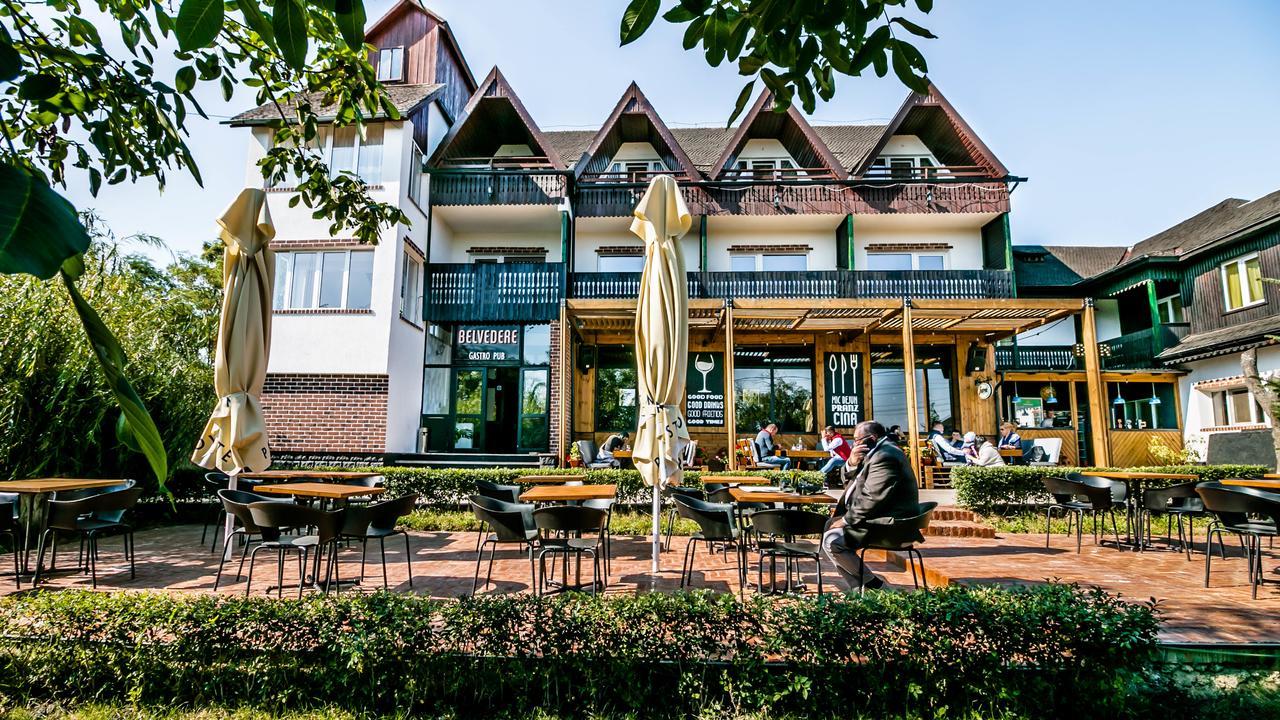 Pensiunea Belvedere Targu Neamt Exterior photo